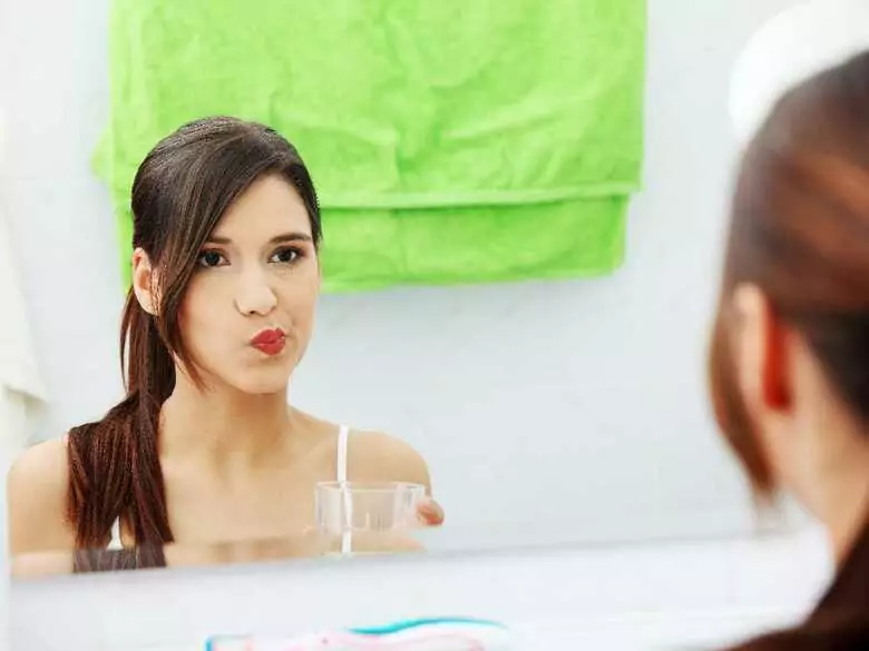 Zajady – objawy, przyczyny i leczenie