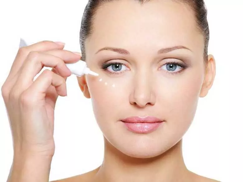 Cienie pod oczami - jakie mogą być ich przyczyny?