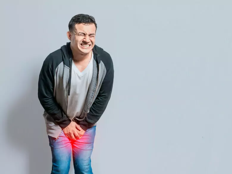 Krostki na penisie – co mogą oznaczać i kiedy udać się do lekarza?