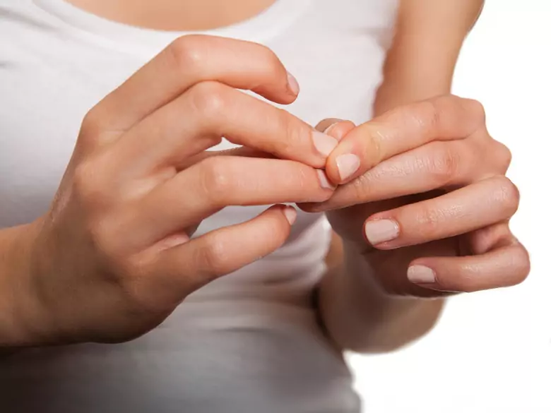 Grzybica paznokci – jak ją leczyć?