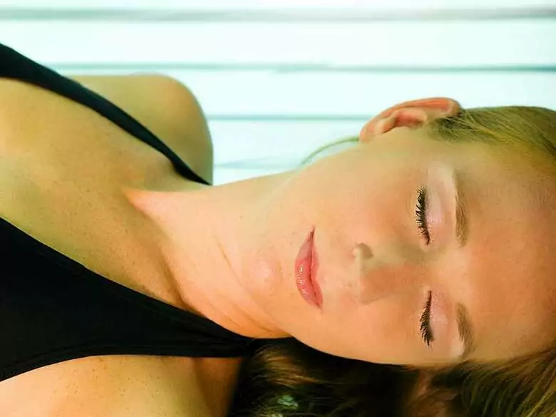 Oparzenia skóry po korzystaniu z solarium