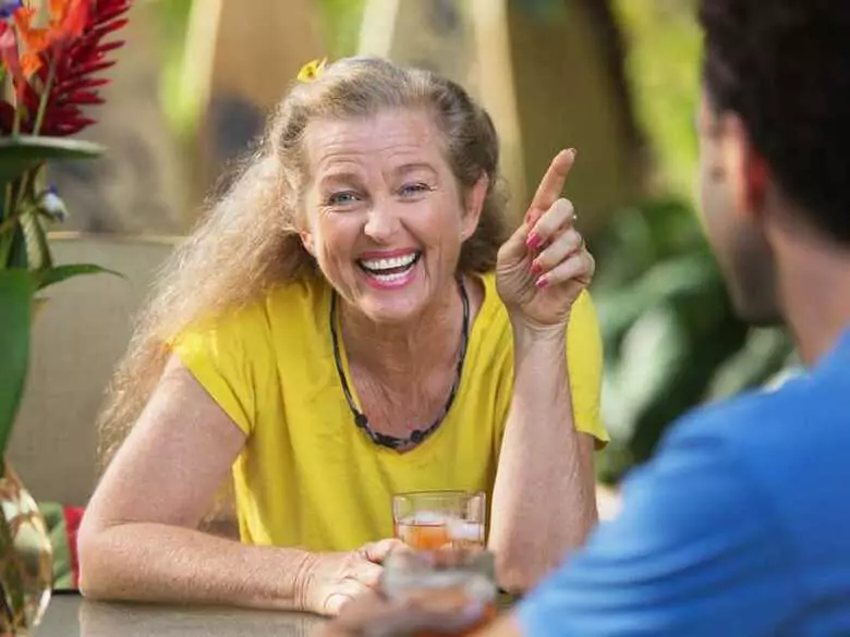 Siwe włosy to nie jedyna oznaka świadcząca o ich starzeniu się